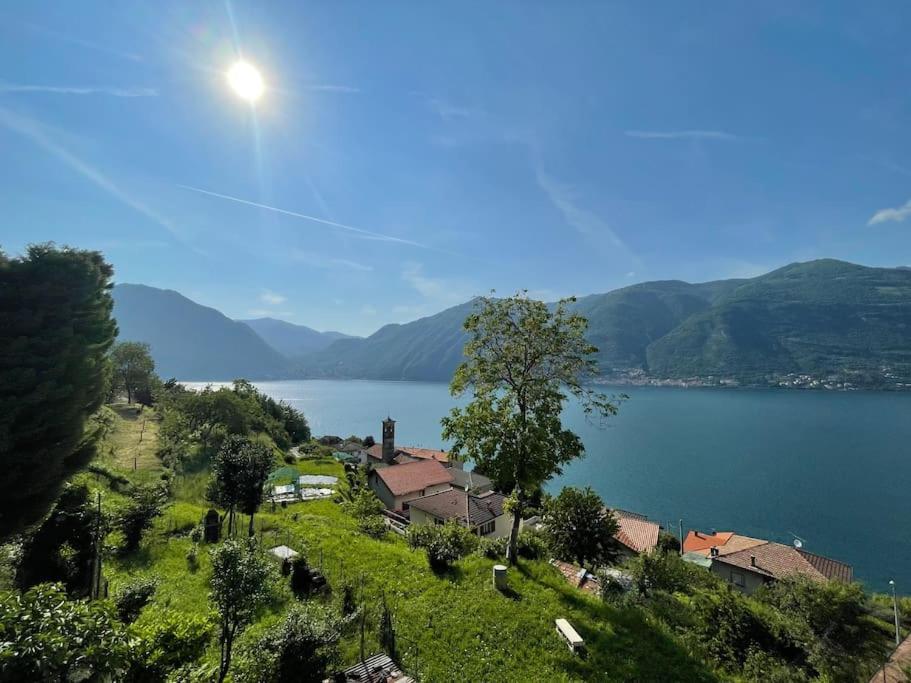 Il Noce Lake View Apartment Лезено Экстерьер фото