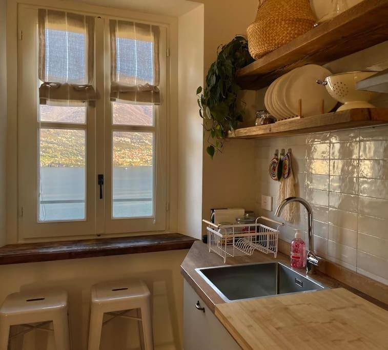 Il Noce Lake View Apartment Лезено Экстерьер фото