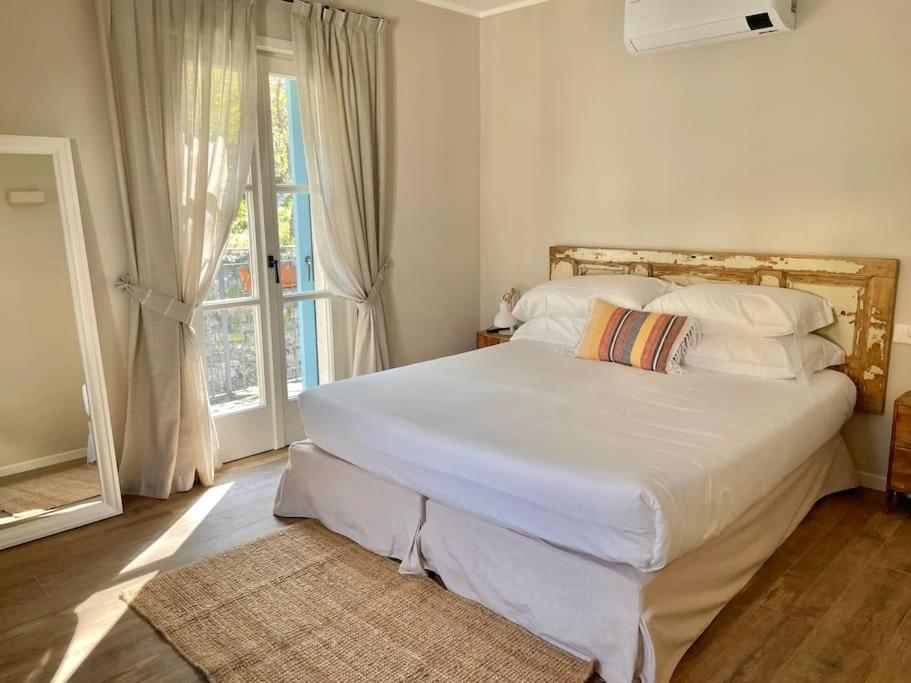 Il Noce Lake View Apartment Лезено Экстерьер фото